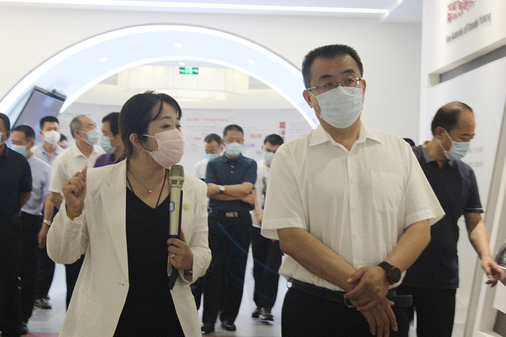 唐山市副市长王海一行调研唐山东方雨虹