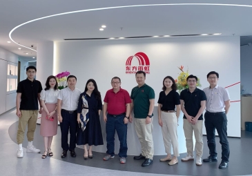 广州市轨道交通产业联盟工程建设与新材料分会会长刘忠诚一行调研东方雨虹