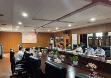 上海市金山区人大常委会副主任、区工商联主席余雷一行赴上海东方雨虹考察