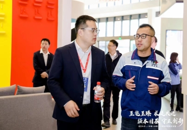 中建八局一行赴杭州东方雨虹及杭州德爱威参观交流