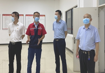濮阳市商务局副局长、市投资促进服务中心主任运壮志一行考察濮阳东方雨虹生产研发物流基地