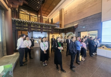 “以心育才，以新育材” 浙粤高校中青班学员莅临东方雨虹调研参观